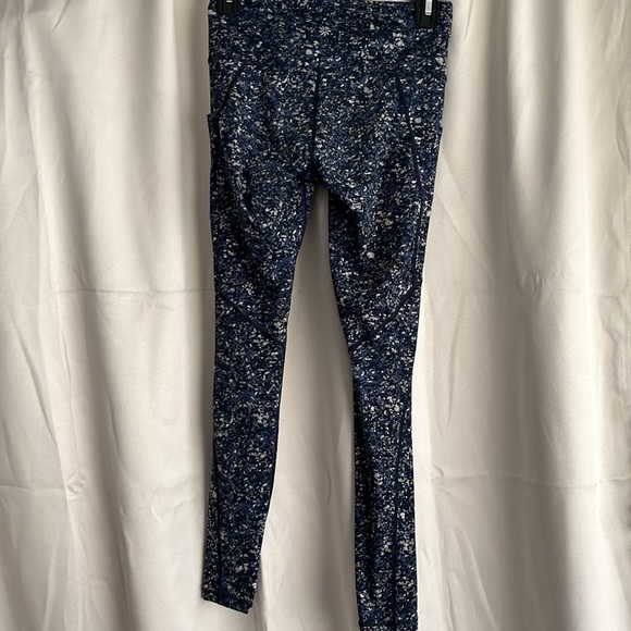 Athleta Salutation Stash Pocket Tight Leggings Women Tan Blue Navy Size XS - Picture 3 of 5